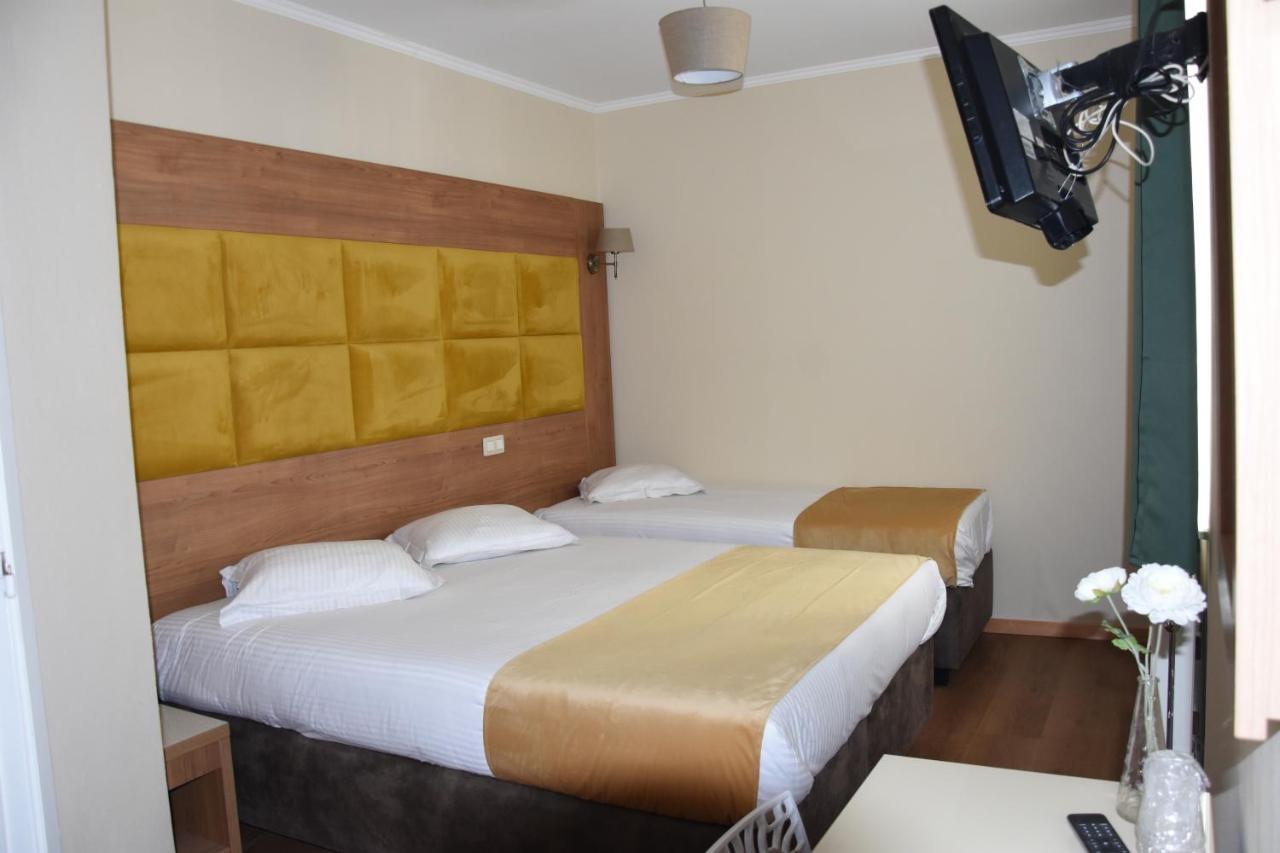 Sun Hotel Saint-Gilles Екстер'єр фото