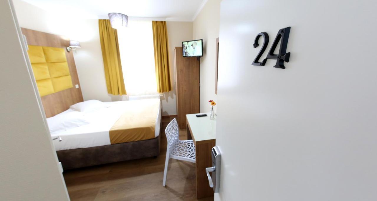 Sun Hotel Saint-Gilles Екстер'єр фото