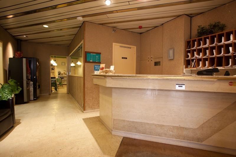 Sun Hotel Saint-Gilles Екстер'єр фото