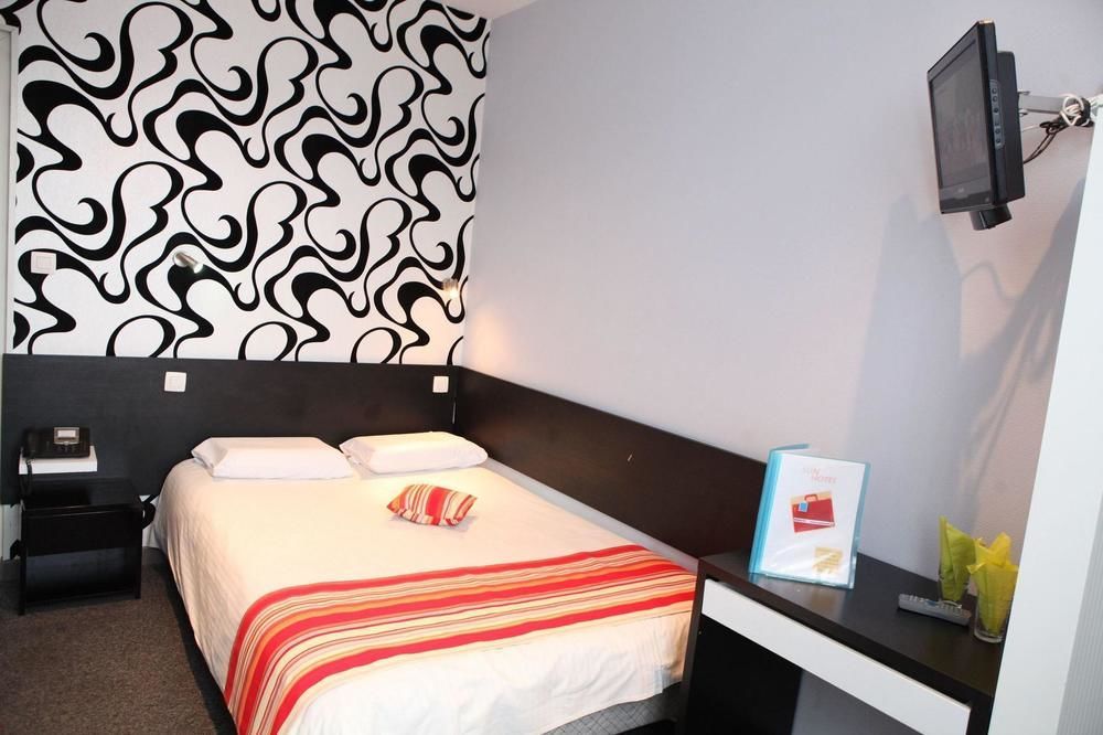 Sun Hotel Saint-Gilles Екстер'єр фото
